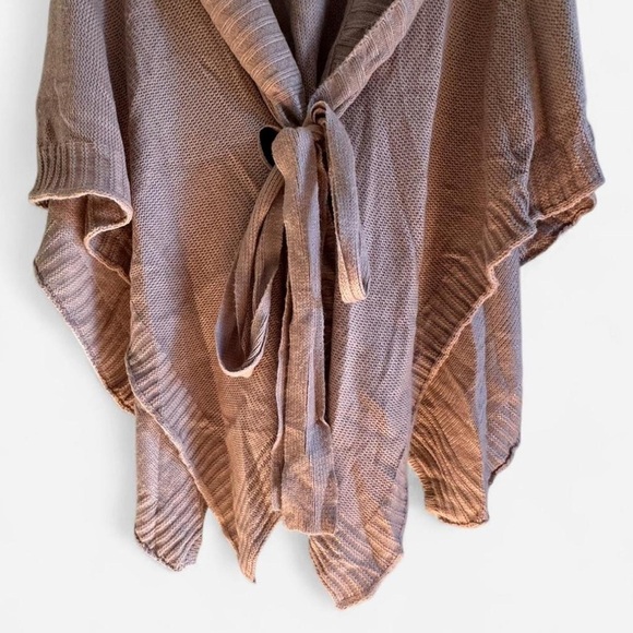 New York & Company Tan Poncho with Tie Front One Size Womens Sweater - Picture 3 of 7
